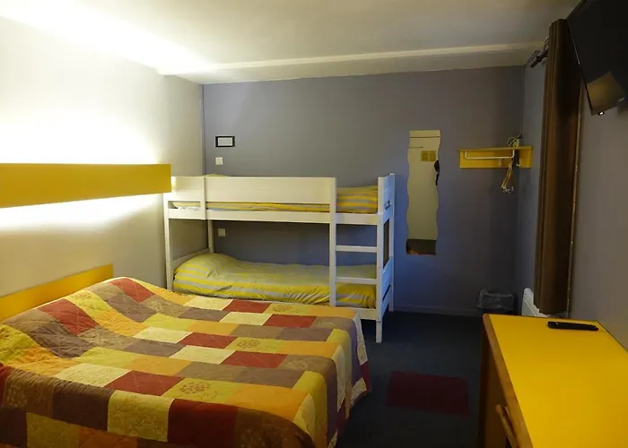 Fasthotel Bordeaux Hotel 2*