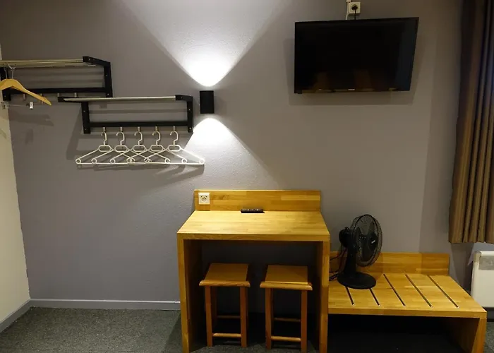 Hotel Fasthotel Bordeaux 2*