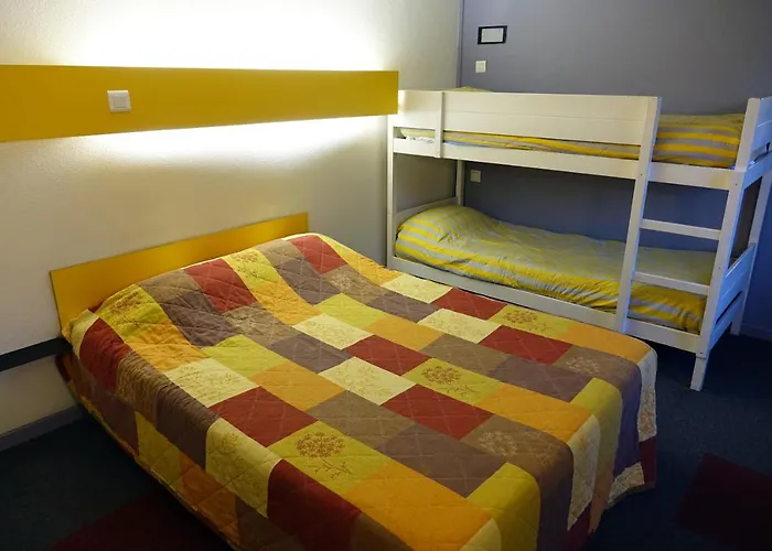 Fasthotel Bordeaux Hotel 2*